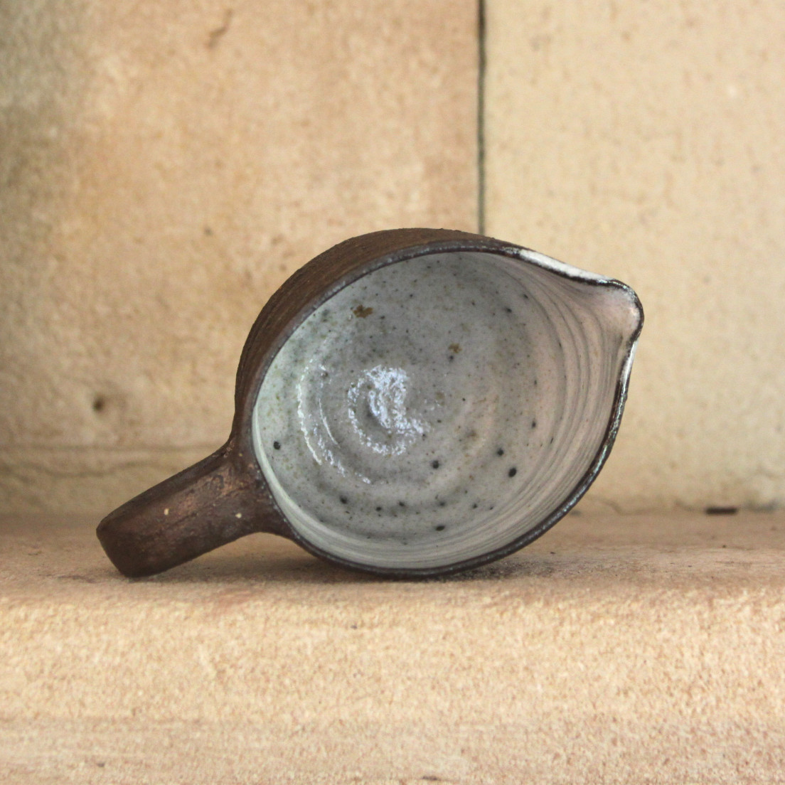 pot &agrave; lait brun